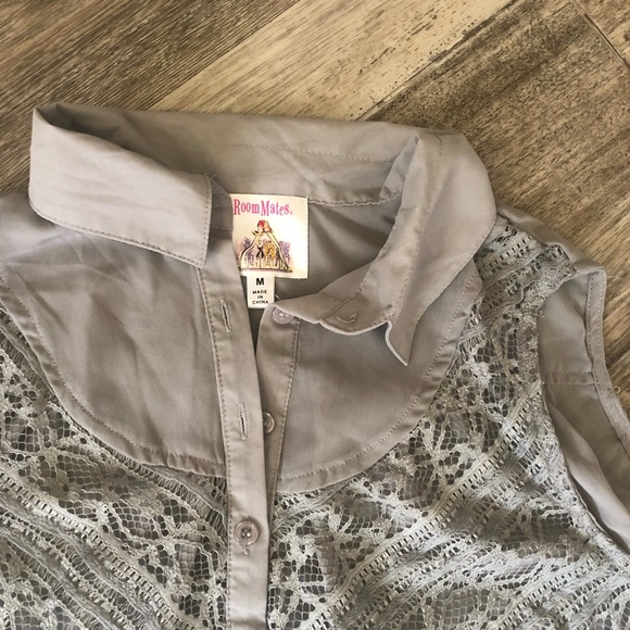 Cute tank top. - Picture 2 of 2